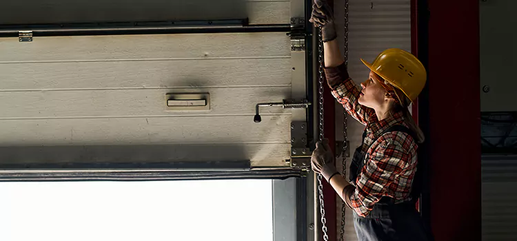 Addressing Common Garage Door Stoppage Issues in Los Altos, CA